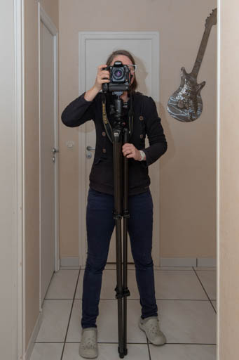 Utilisation simplifiée d'un trépied comme monopod.